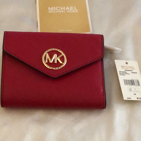 Michael Kors Greenwich Medium Envelope Leather Trifold Wallet Color Crimson NWT - Picture 4 of 16